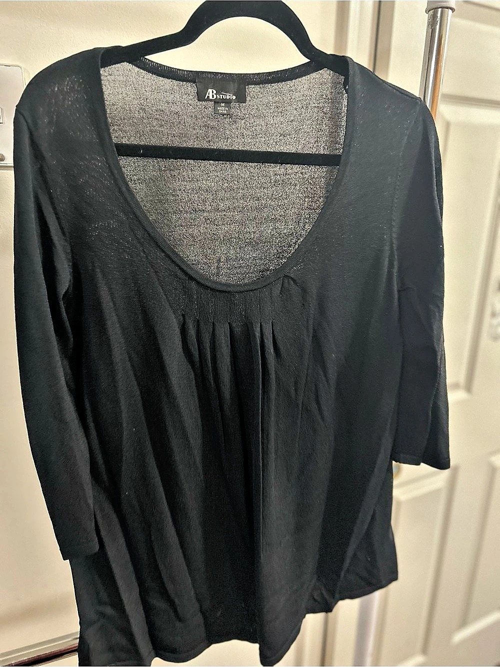 AB Studio Black Long Sleeve Tunic Size Medium